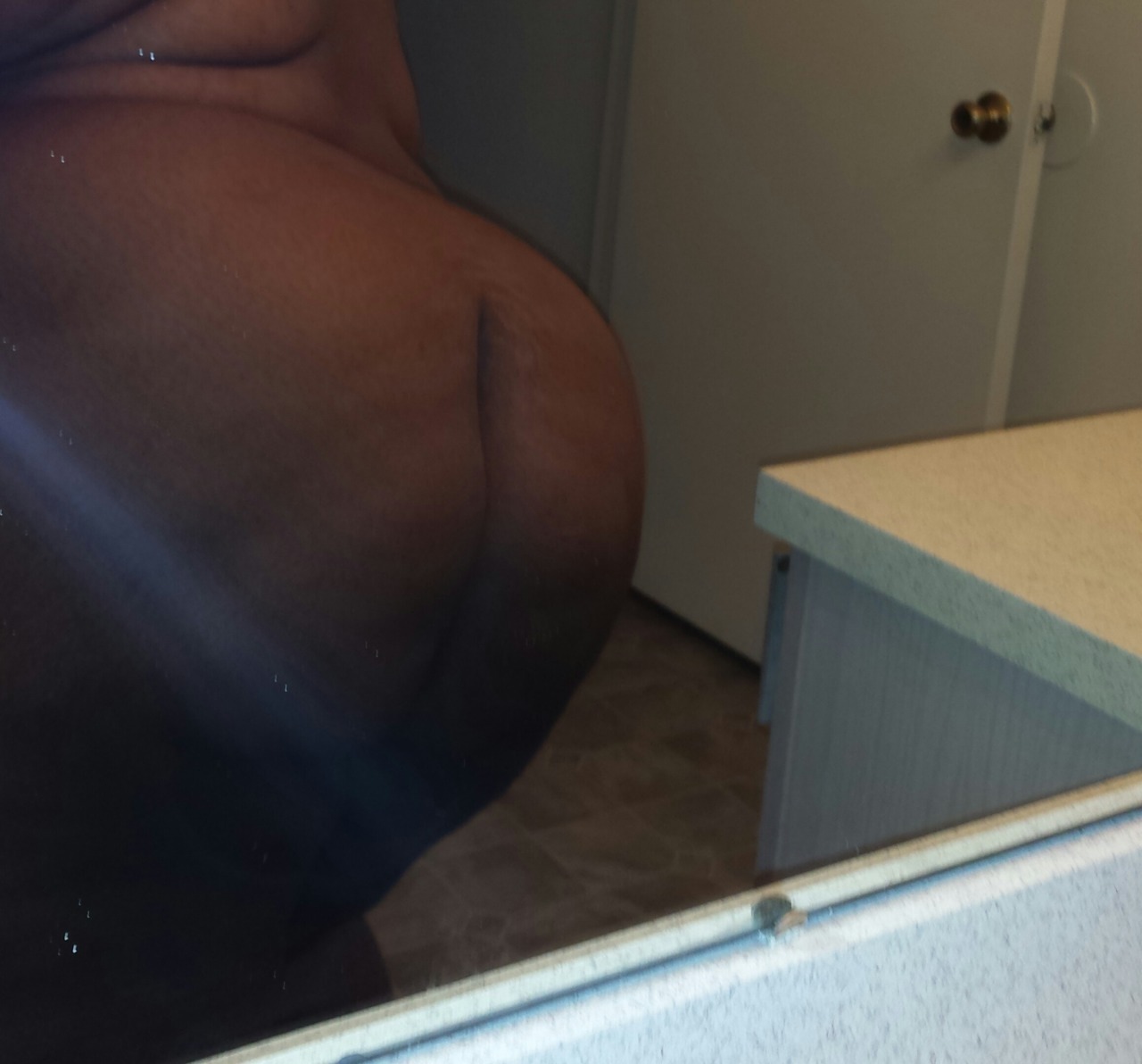 getmoneydollaz:  New submit from sweet P fellas. She wants to know what you guys