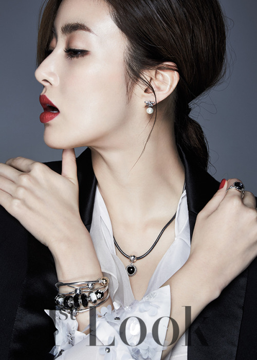 Kang Sora for 1st Look