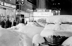 wehadfacesthen:  New York City during the Great Blizzard of 1947, photos by Al Fenn