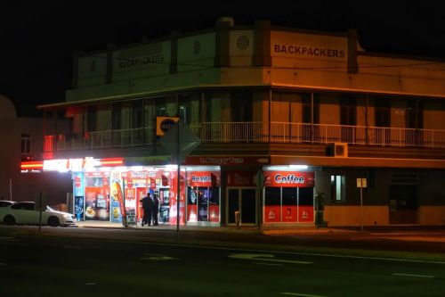 Bundaberg by night 1/6#Bundaberg #Queensland #street #streetphotography #urban #canong7x #architec