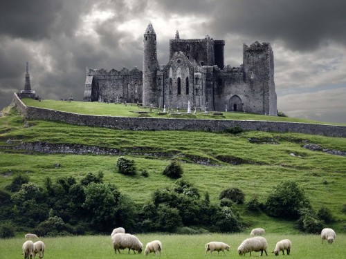 wattthefisk:  Welcome to Ireland. pictures from all around Ireland (and Northern Ireland) Beautiful. 