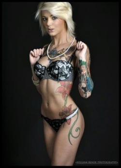 sexyinkgirls-mmm-so-nice:  More here Sexy Ink Girls - Mmmm, So