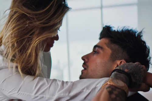 zaynthegreekgod: Zayn - Let Me