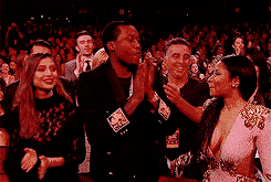 We need to talk about Nicki at the AMAs