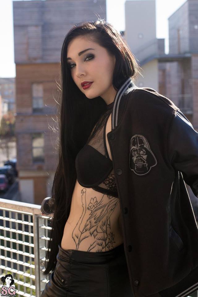 altmodelgirlcrush:  Laudam Suicide