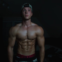 tripltap: Gymspiration with Joe Dahler  http://www.facebook.com/tripltap  Unstoppable young king.