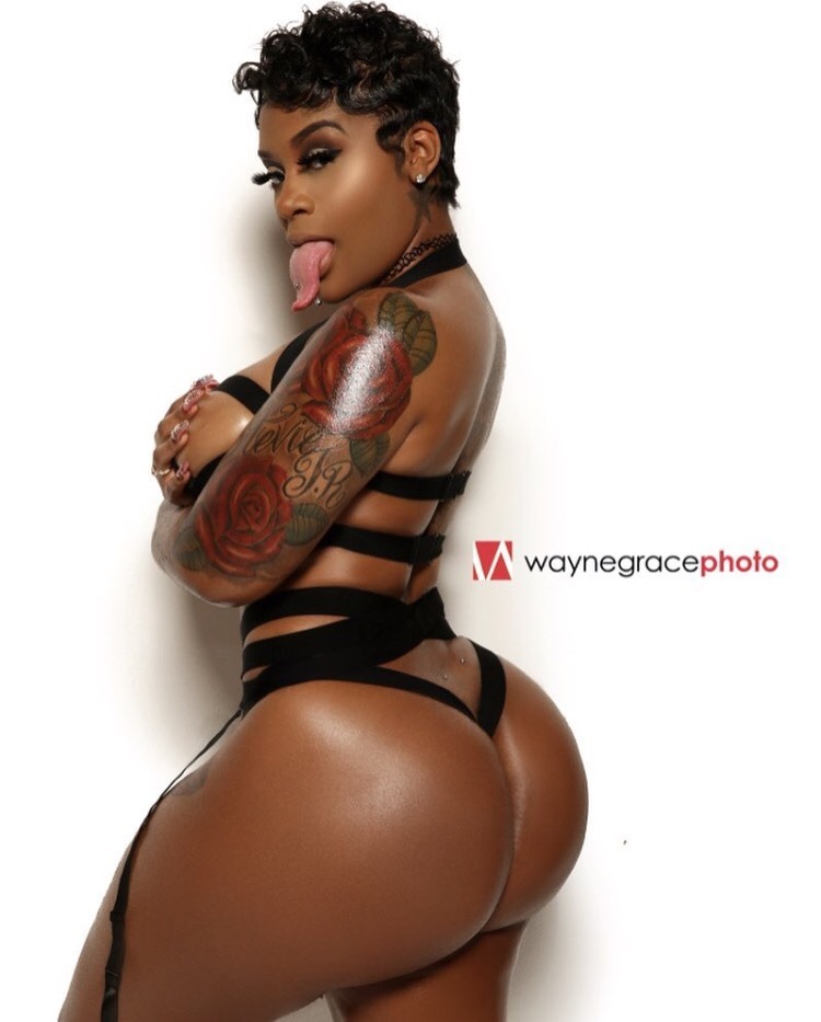 iwantpoundcake:  Kakey