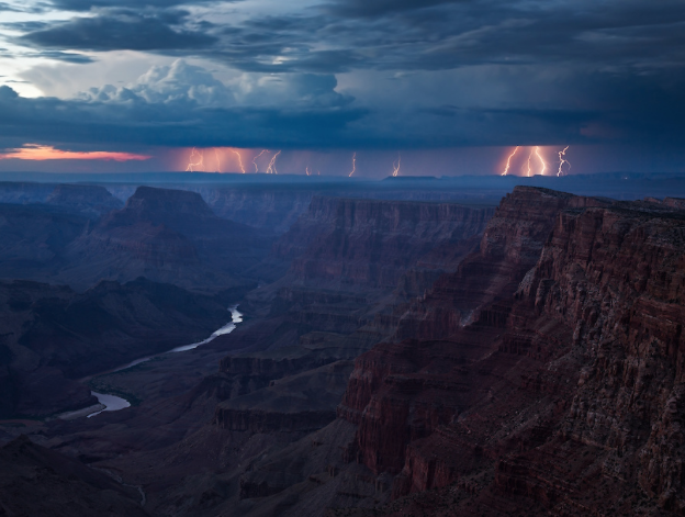 nubbsgalore:  lightning strikes the grand canyon. photos by (click pic) travis roe,