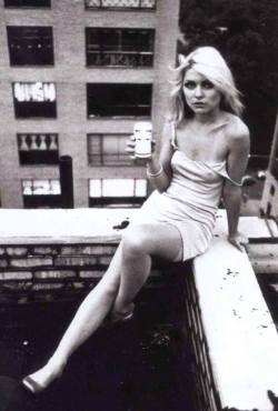 connieportershiplog: vaticanrust: Debbie Harry on the roof of CBGB’s  Hot 