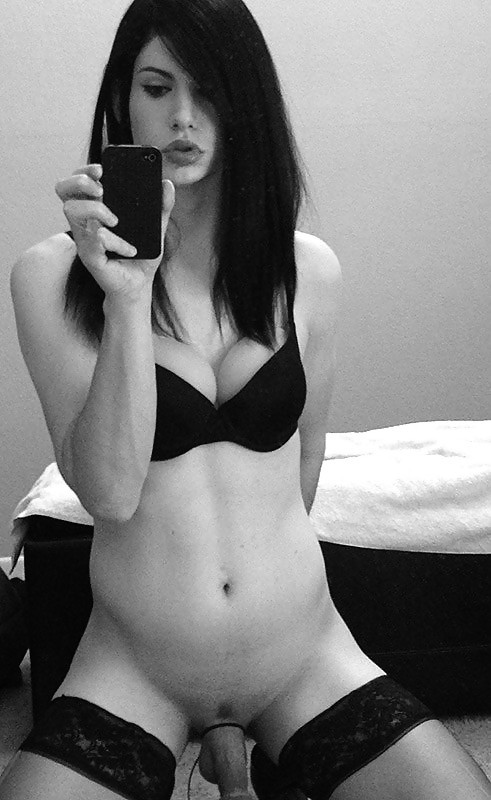 trapsbeauty:  Kalindra Chan 