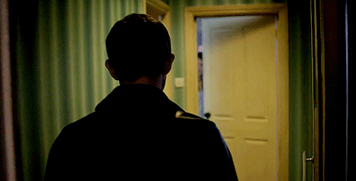 afishlearningpoetry: John + being ready to cheat on Mary and fuck Sherlock in every episode of serie