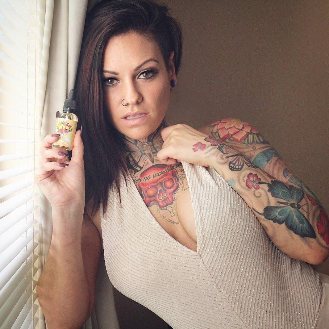 dmtrtwo:  twynx is a fluffy sponge cake with a cream filling #twynxeliquid @onestepabovevapeshop