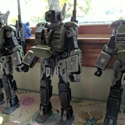 wulongti:  #RevoFrame Commandos up for sale, only 5 made! Http://wulongtoys.com/product/rf-c1-revoframe-commando/