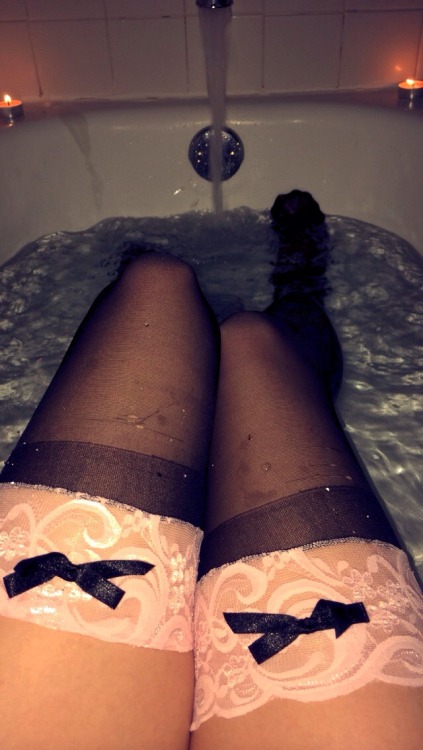 Porn Pics mrcolorde:  I love nylon in the tub 😋