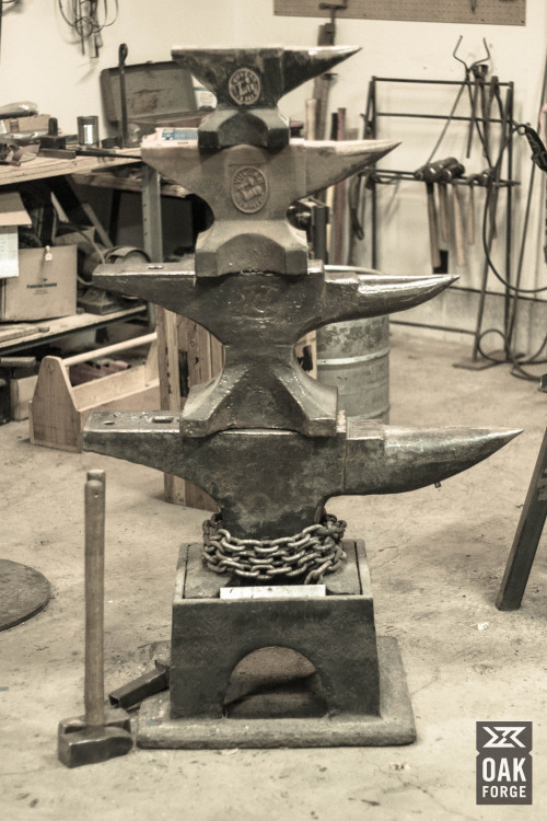 oakforgeblacksmith:  Sometimes you gotta make an anvil stack.