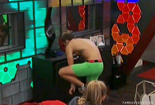 famousskivvies:Tyler Crispen