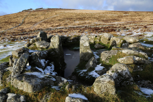 Grimspound Bronze Age Enclosed Settlement Hut Foundations, Dartmoor, 27.12.17.There are multiple rou