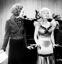  Jeanette Macdonald Doing Some “Hot” Singing And Dancing In Rose Marie, 1936