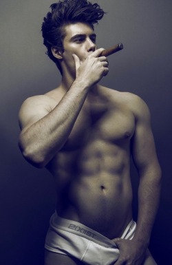 fullfrontalmale: MODEL: Leigh PitchfordPHOTOGRAPHER: Unknown www.fullfrontalmale.tumblr.com 