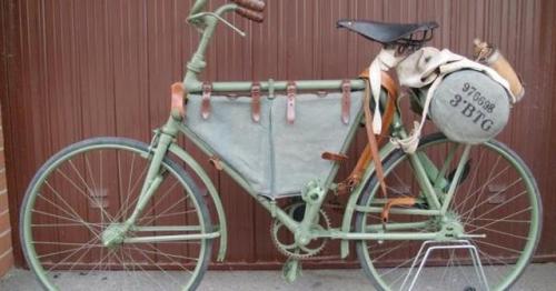 redarmyscreaming:Biciclette militari italiane