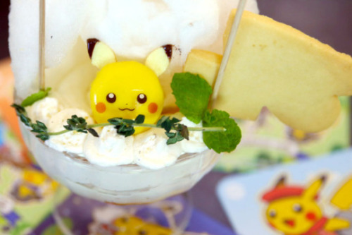 retrogamingblog:Some of the dishes served at the Pikachu Cafe in Singapore
