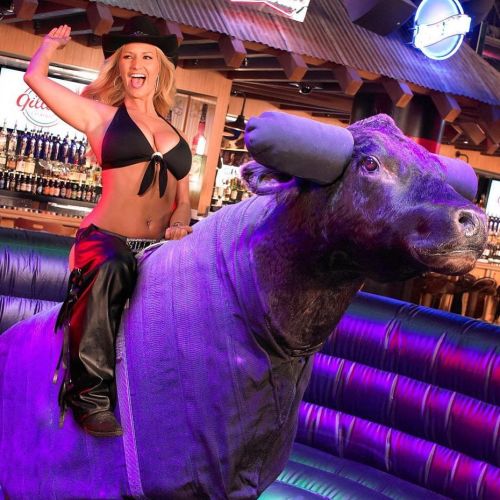 meanwhileinvegas:  Saddle up & watch all the #WranglerNFR action at @tigilleys Live Viewing Party and more! #drinkspecials #livemusic #Vegas by tivegas http://ift.tt/1l9w8Ap   NFR