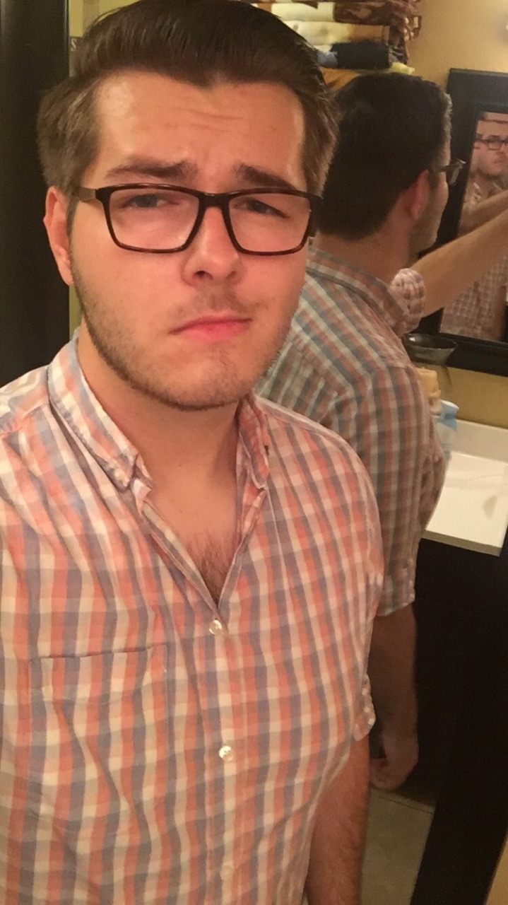 offscreenfamous:Feeling cute.