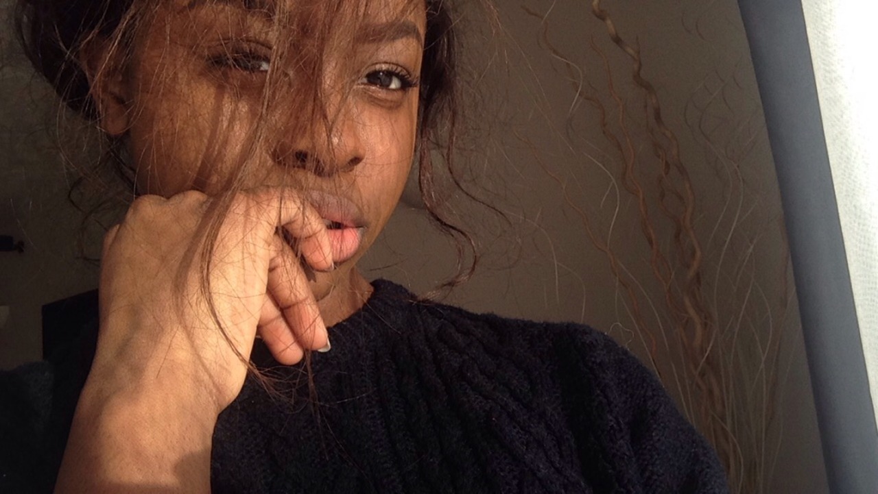 allthingsblackwomen:  Tumblr- @clxssick Snapchat- arinade