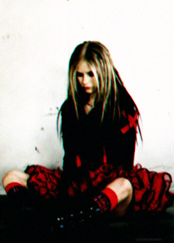 lavigne-momsen:  I feel like I’m all alone. All