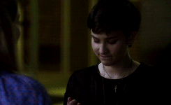 audreyjensen:  Audrey Jensen + Looking at the ladies (✿◠‿◠) 