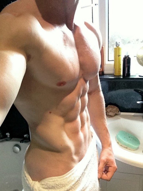 gayboy-11:  For some of the sexiest guys, and naked guys follow here: Gay Boys & Men Submit Here or Ask Me