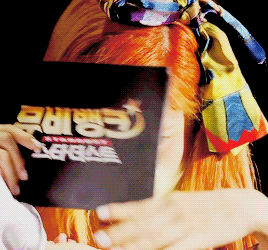 seohyun:When asked to make a ghost face…