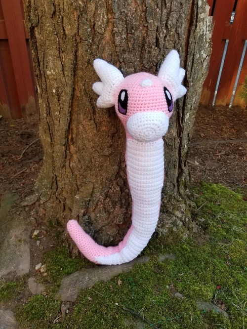 tallgrassstore: I hope you all aren’t bored of seeing the Dratini yet, as here are the solo ph