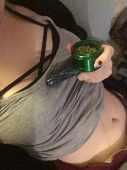 weedporndaily:  torimtime:How Portland girls spend the first day of the new year!