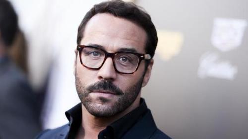 ianixmay: 100 most hansome men in the world part 2: 27- Jeremy Piven  