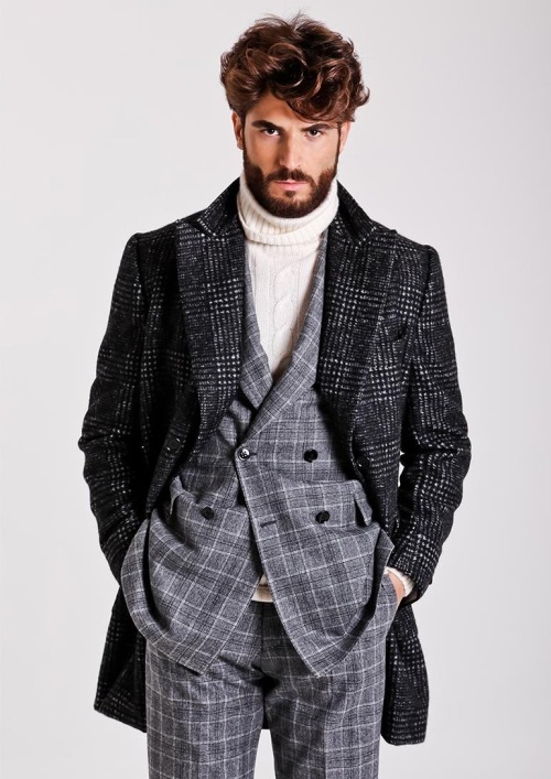 menstyle1:  Men’s winter coats. FOLLOW : Guidomaggi Shoes Pinterest | Guidomaggi