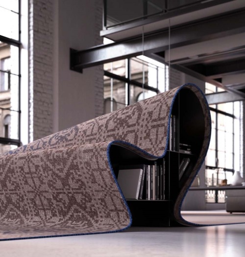 archatlas:  Stumble Upon Sofa Alessandro Isola  Ordinarily a ‘ridge’ in a carpet would i