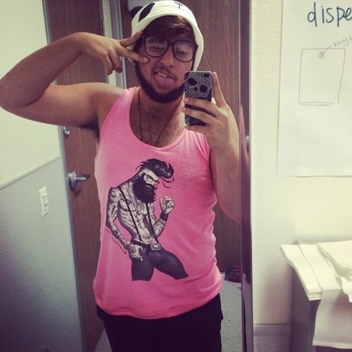 idoartandshit:  Got told I look kawaii as fuck:D #kawaii #gaycub #nerd #huntygear #pandahat