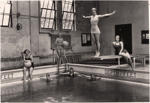 Swimming lessons are part of these undergraduates&rsquo; curriculum at Tulane University in New 