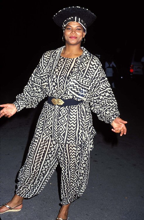 90shiphopraprnb:Queen Latifah