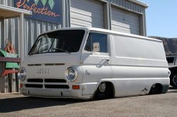 rollingroomphotography:  Check out Rolling Room for a wide variety of Custom Van Pictures. Vintage and Current Vans. Submit your van pictures and re-blog!  http://rollingroomphotography.tumblr.com/