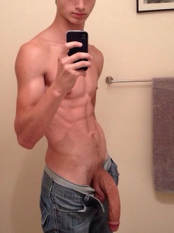  ANACONDA ! KSU-Frat Guy:  Over 51,000 followers and 36,000 posts. Follow me at: ksufraternitybrother.tumblr.com 