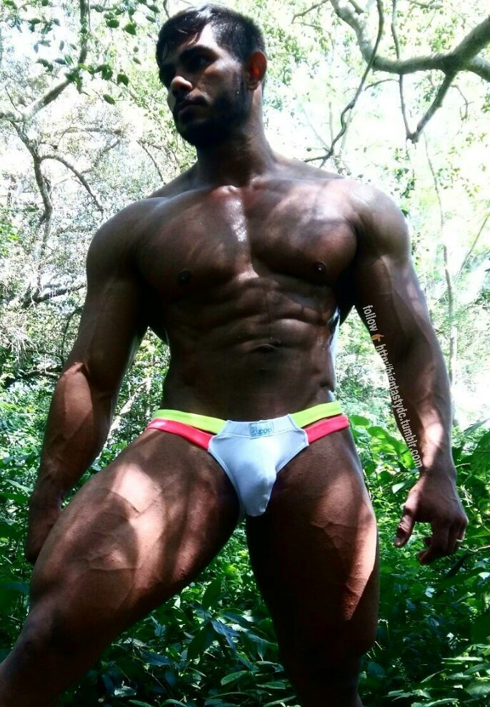 bigntastydc:  👉 http://bigntastydc.tumblr.com 