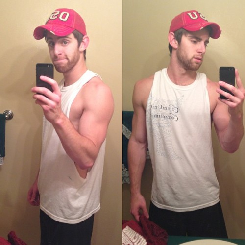 romancingthelookyloos:  Took a couple pics to mark where I’m at when I start working out regularly again…ish. There’s a quasi-pump here. I’m hoping to make some progress. #nomorelaziness