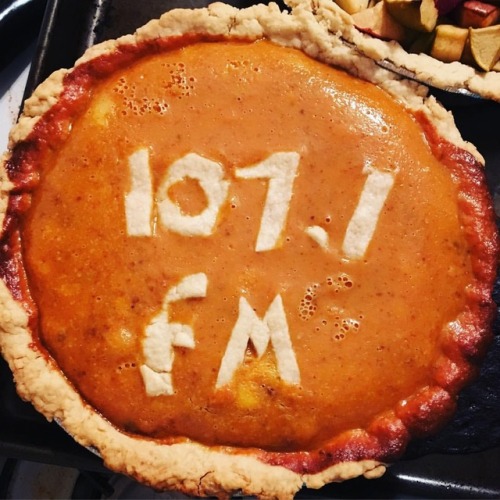 I made a two pies for the @chirpradio1 Launch Party tonight! This one is pumpkin. ❤️ chirpradio.org 