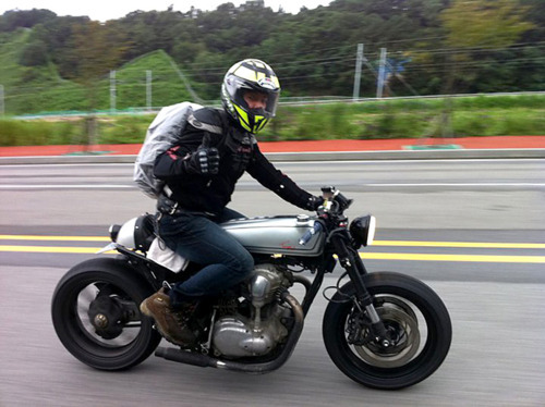 RACE CAFE