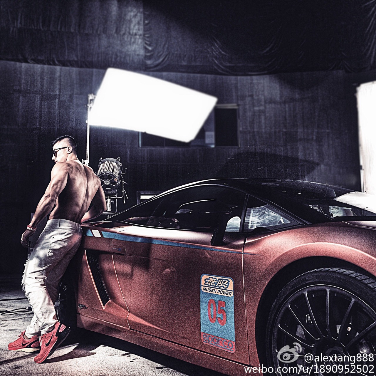 vernonlqchan:  Chinese fucking hot trainer Alex Tang!