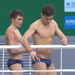 athletic-collection:Daniel Goodfellow (left)