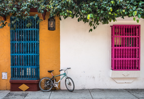 theearthinimages:  Cartagena, Colombia | Max Rewinski