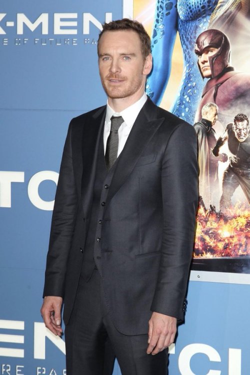 famousmaleexposed:  Michael Fassbender Big adult photos